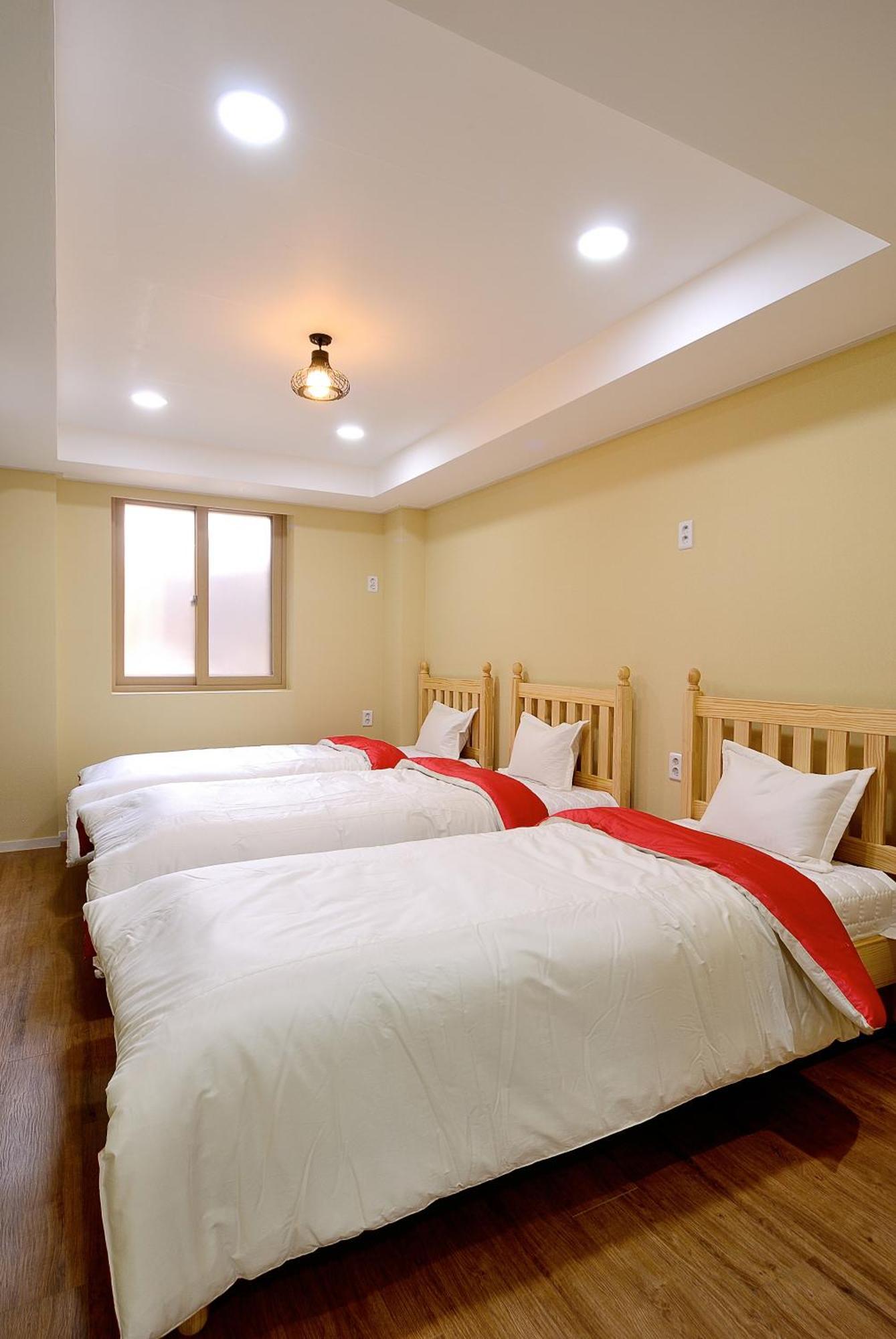 Red Guesthouse Σεούλ Εξωτερικό φωτογραφία