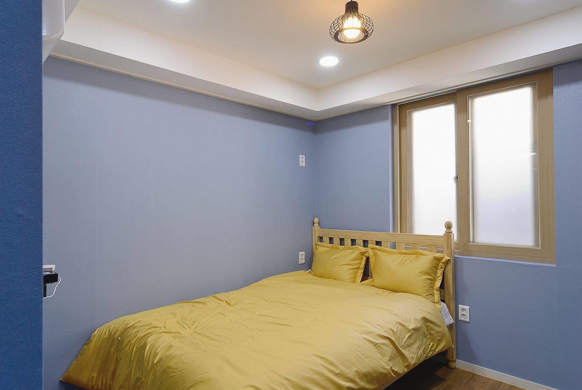 Red Guesthouse Σεούλ Εξωτερικό φωτογραφία