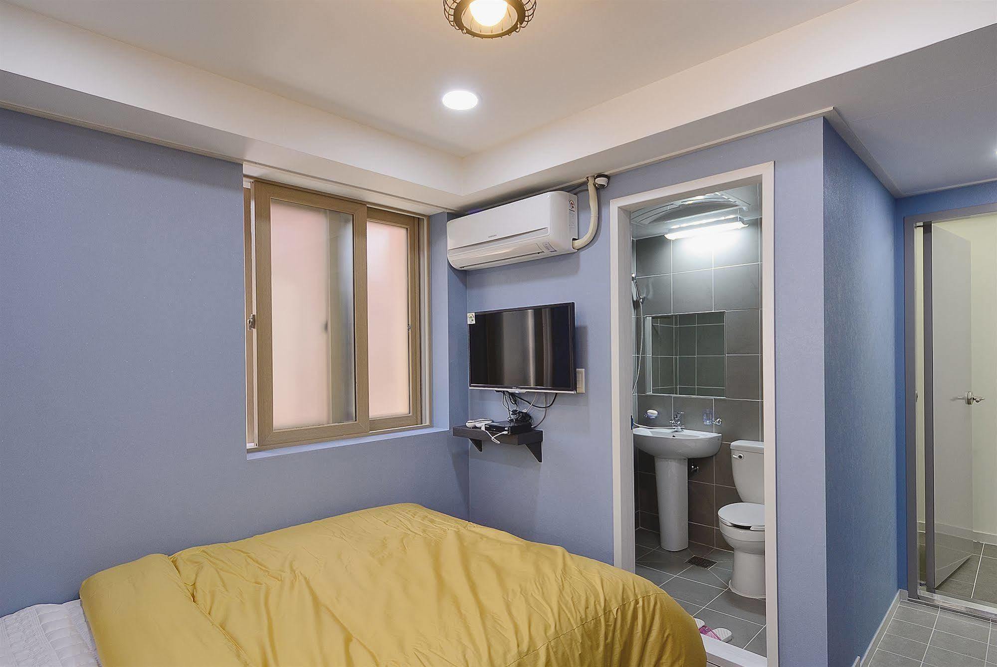 Red Guesthouse Σεούλ Εξωτερικό φωτογραφία