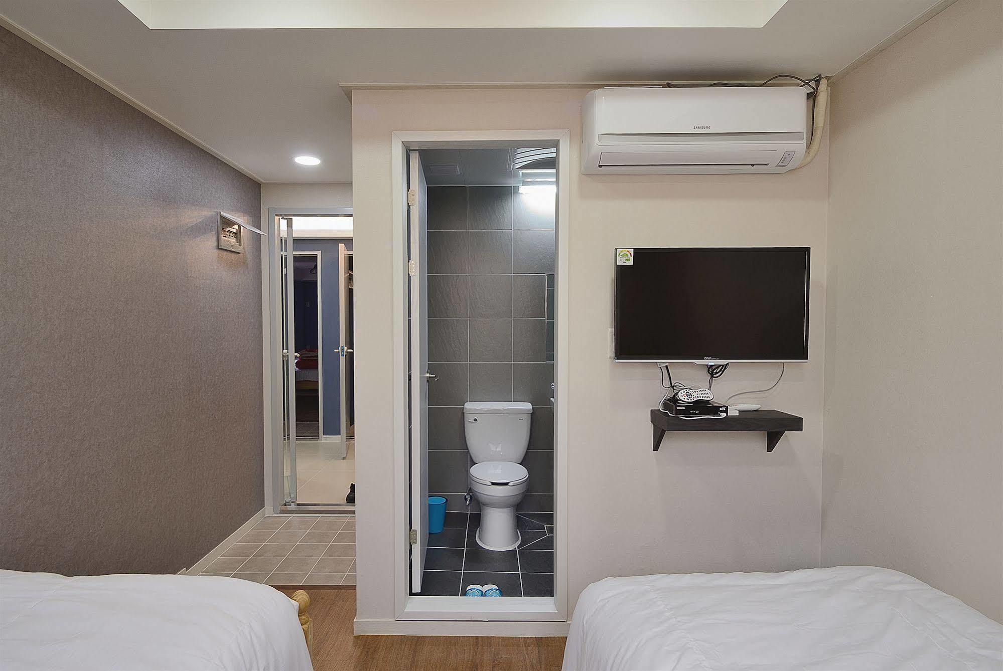 Red Guesthouse Σεούλ Εξωτερικό φωτογραφία